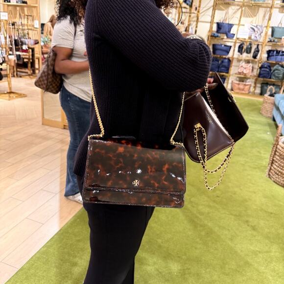 Best Price‼️Tory Burch Emerson Adjustable Shoulder Bag 165964 Tortoise $598 - Picture 11 of 16